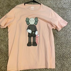 KAWS x Uniqlo Compnion Tee